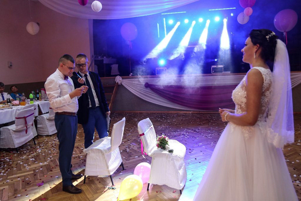 Gosia i Sławem wesele bogacica sala wiejska kluczbork, nad stawem bogacica dj na wesele dj lama kluczbork38